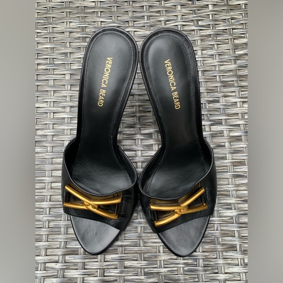 Veronica Beard Leather Slide Mule Sandals in Black, Size 9